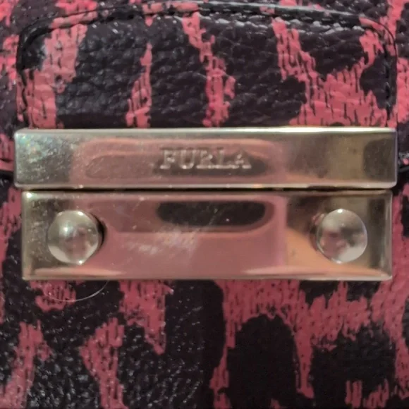 Furla Julia Mini Pink And Black Leopard Printed Leather Clutch/Crossbody 🔥 - Picture 4 of 14